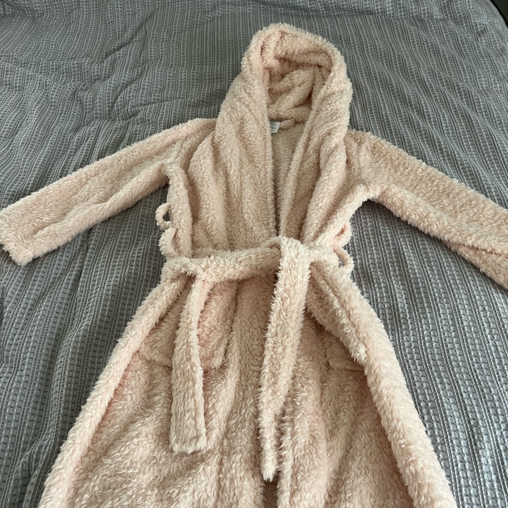 Pottery barn teen pink bathrobe. New no tags